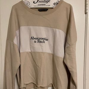 A&F CROP LONG SLEEVE